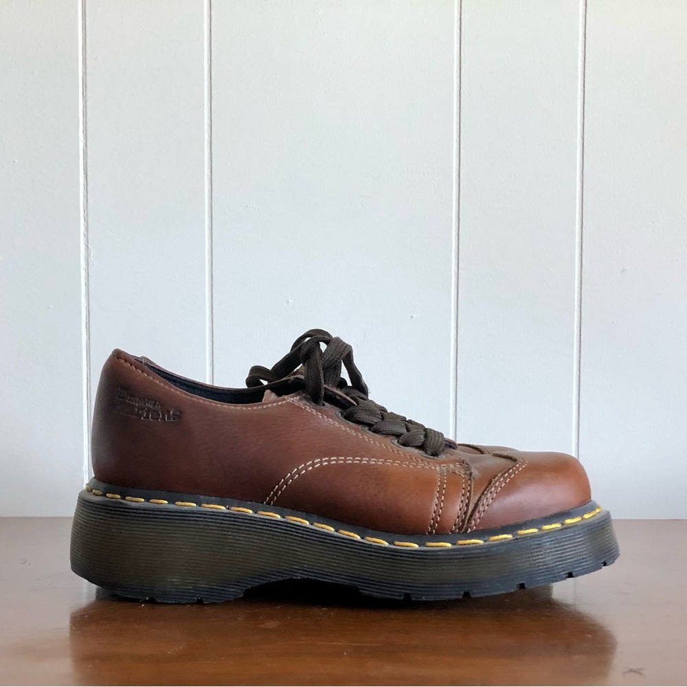 Dr. Martens brown leather lace-up oxfords | 8651